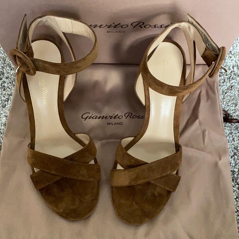 Unworn Gianvito Rossi sandal heels